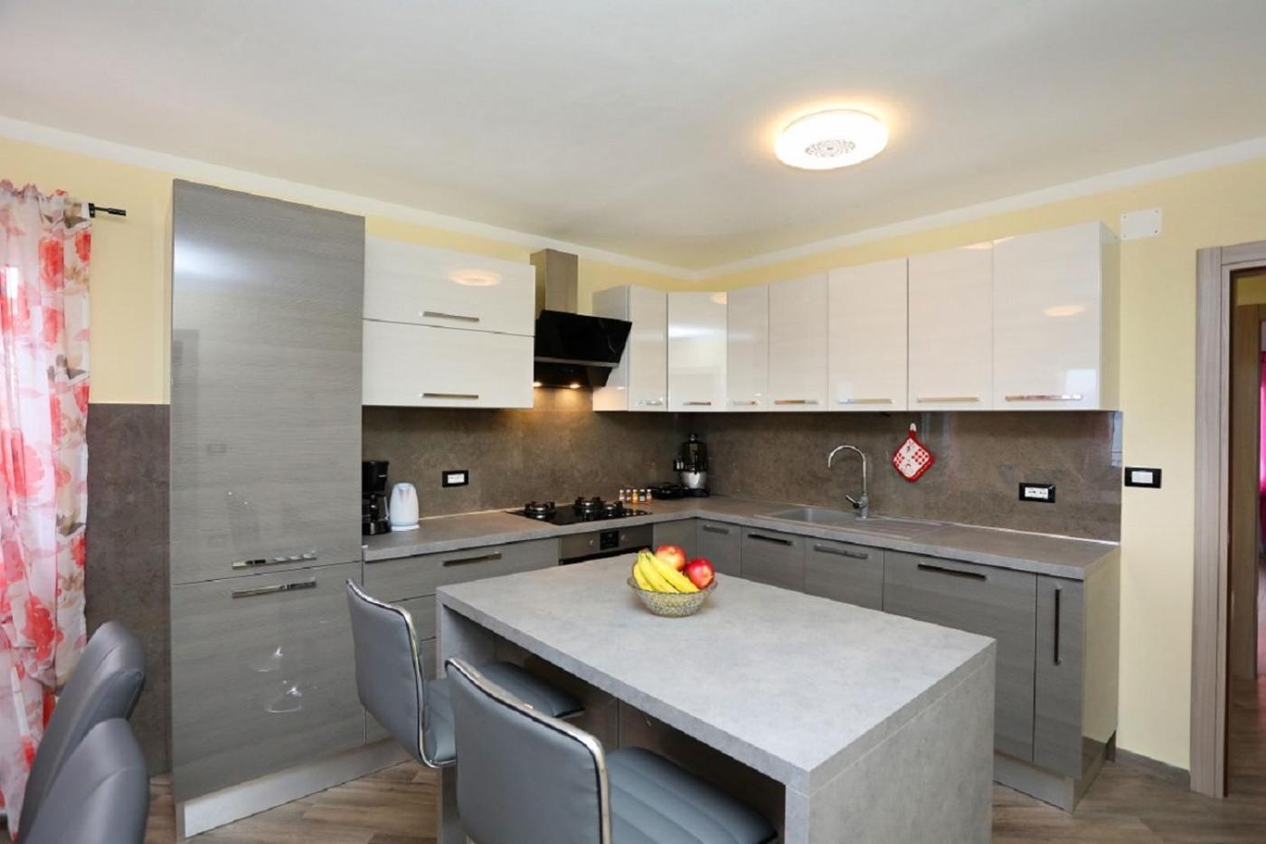 Victory Ravni Apartman Szoba fotó
