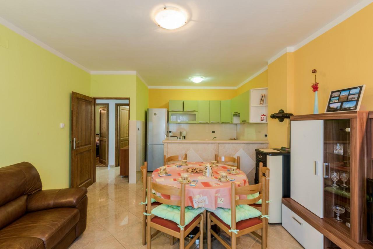 Victory Ravni Apartman Kültér fotó